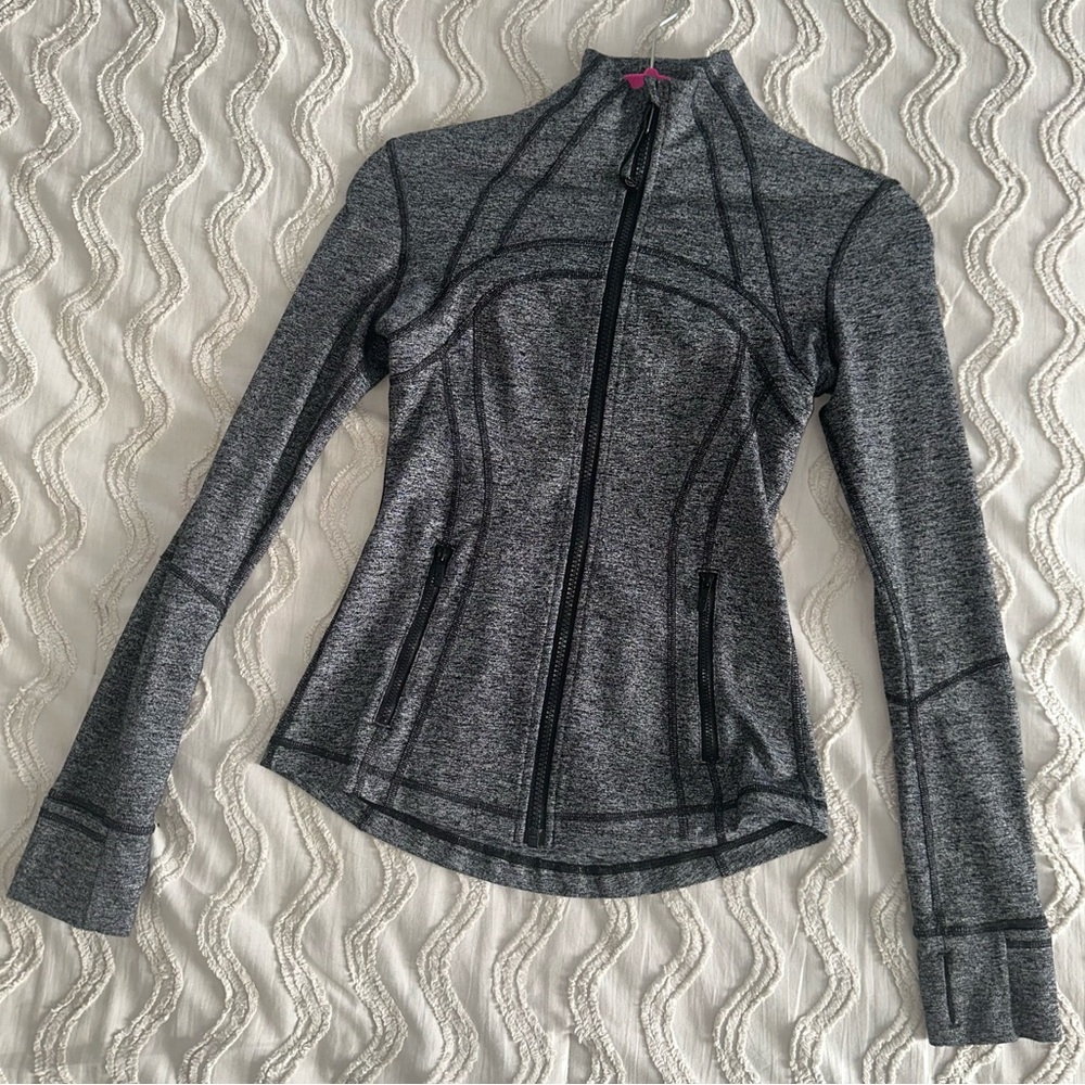 Lululemon Define Jacket - Picture 2 of 11